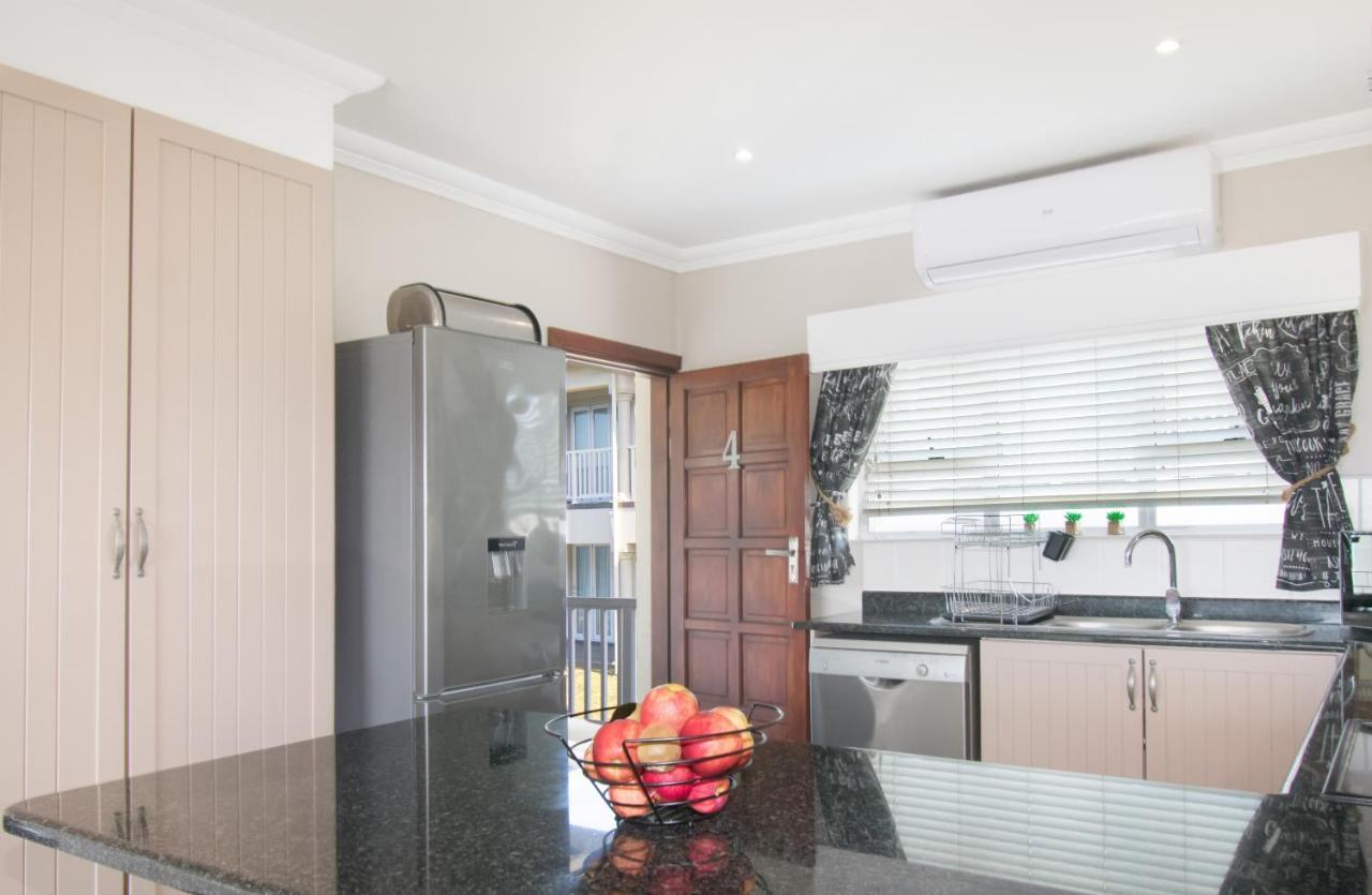 At 4 Umzumbe Beach Apartment, Mangrove Beach Estate Melville  Eksteriør bilde